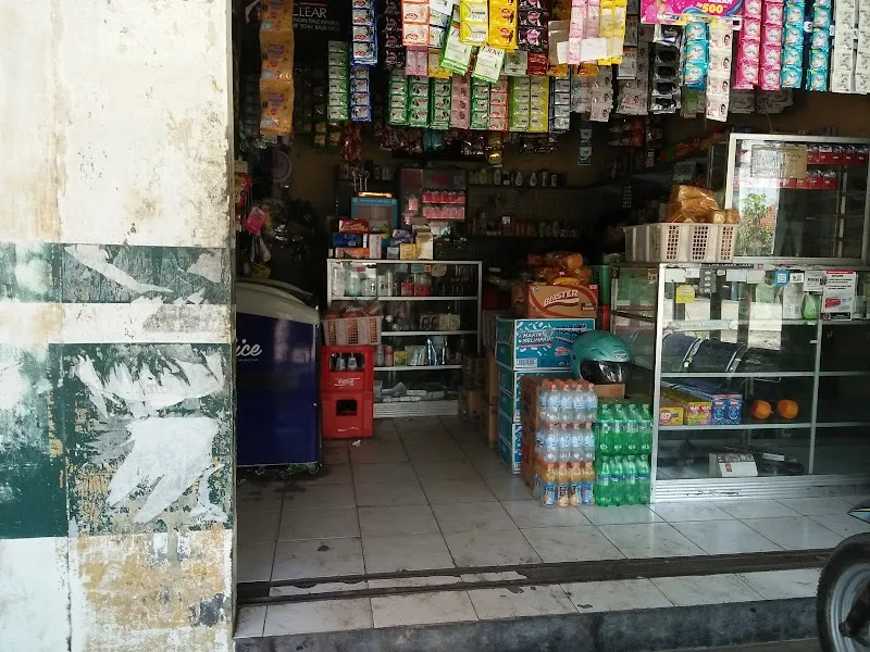 Efif Sabani: Toko Retail Lokal yang Menghidupkan Kehidupan Warga Karangtalun